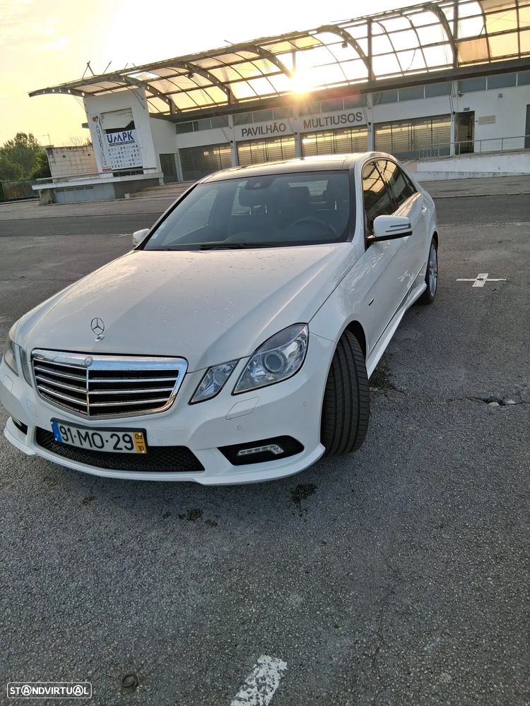 Mercedes-Benz E 350 CDI DPF BlueEFFICIENCY 7G-TRONIC Avantgarde - 1