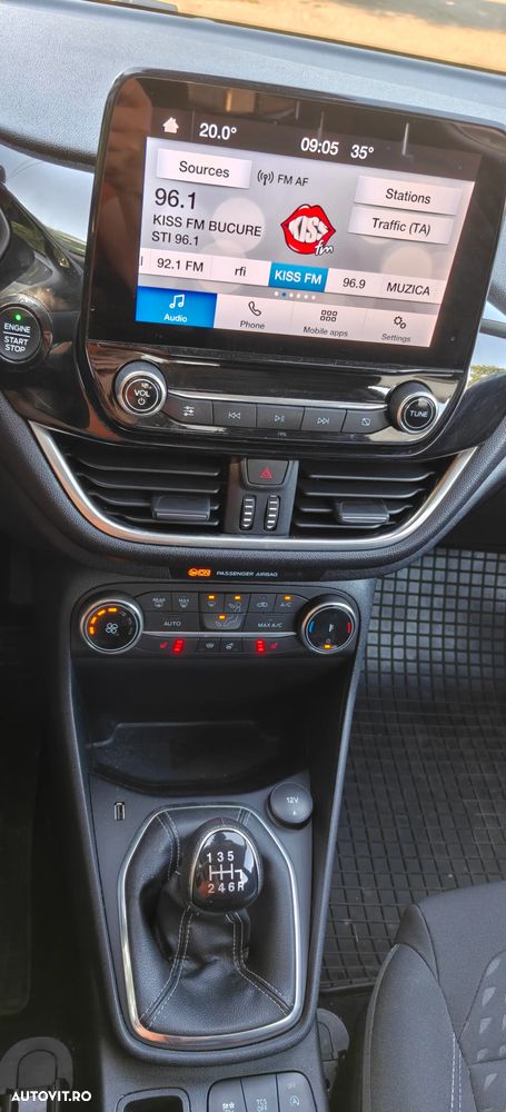 Ford Fiesta 1.0 EcoBoost Titanium - 10