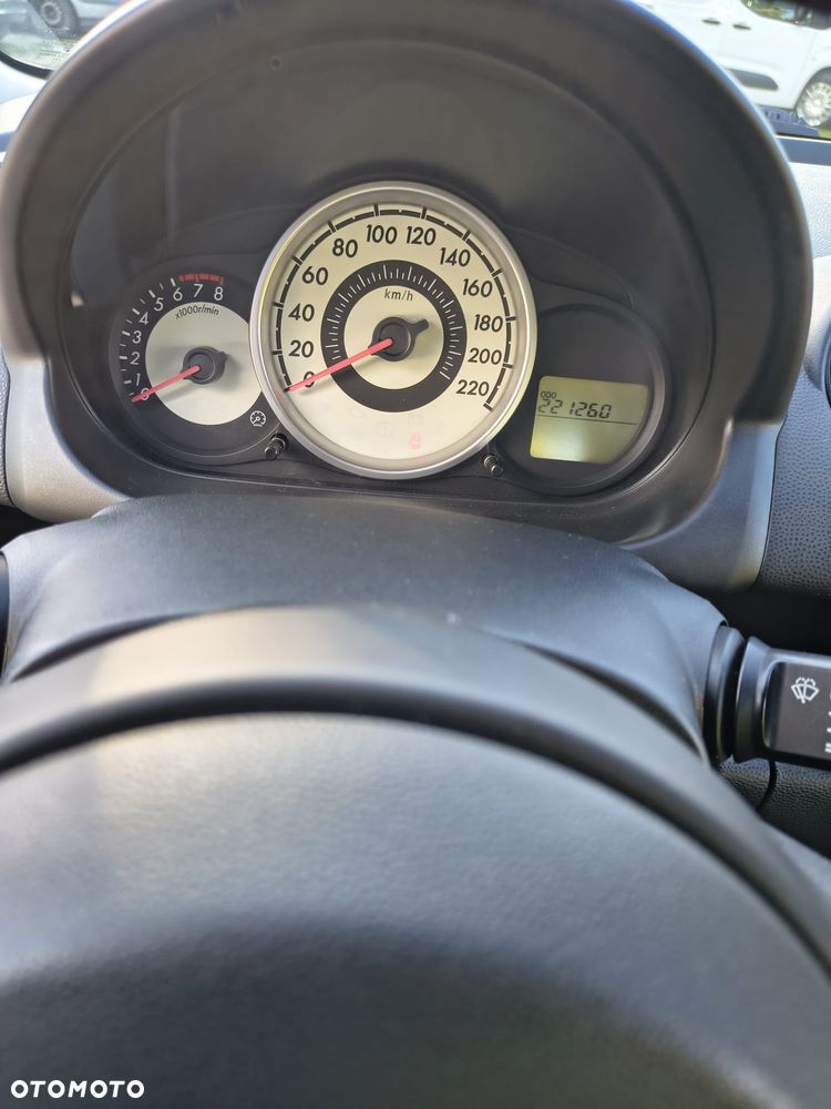 Mazda 2 - 7