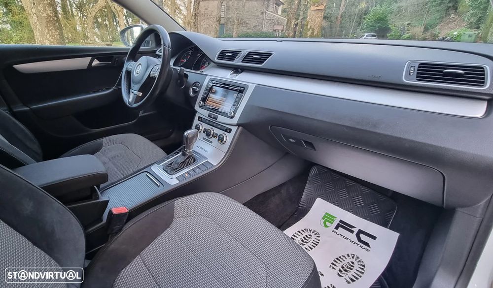 VW Passat Alltrack 2.0 TDI 4Motion DSG BlueMotion Tec - 14
