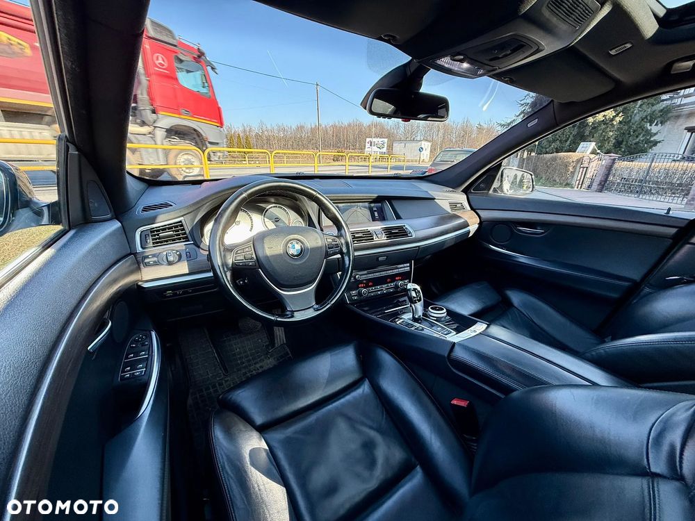 BMW 5GT 530d - 14