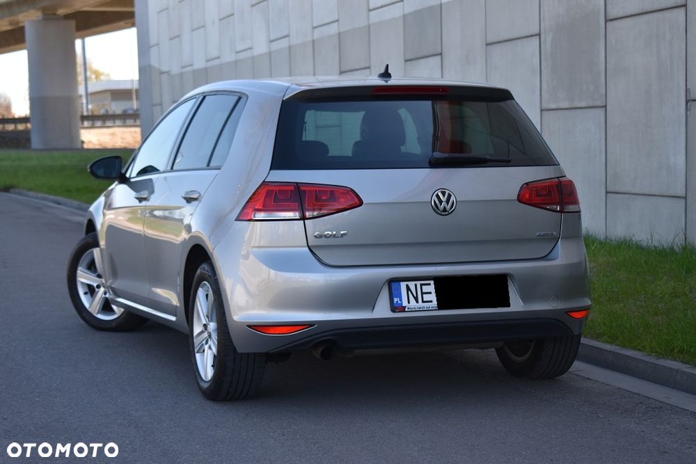 Volkswagen Golf - 3