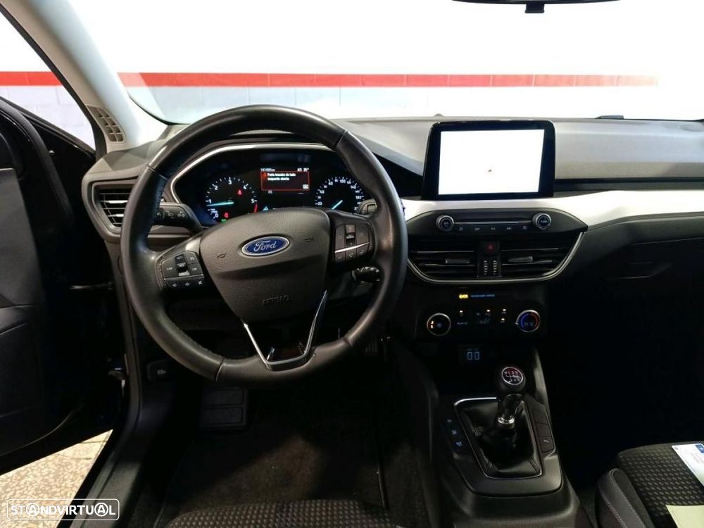 Ford Focus 1.5 TDCi ECOBlue Active - 6