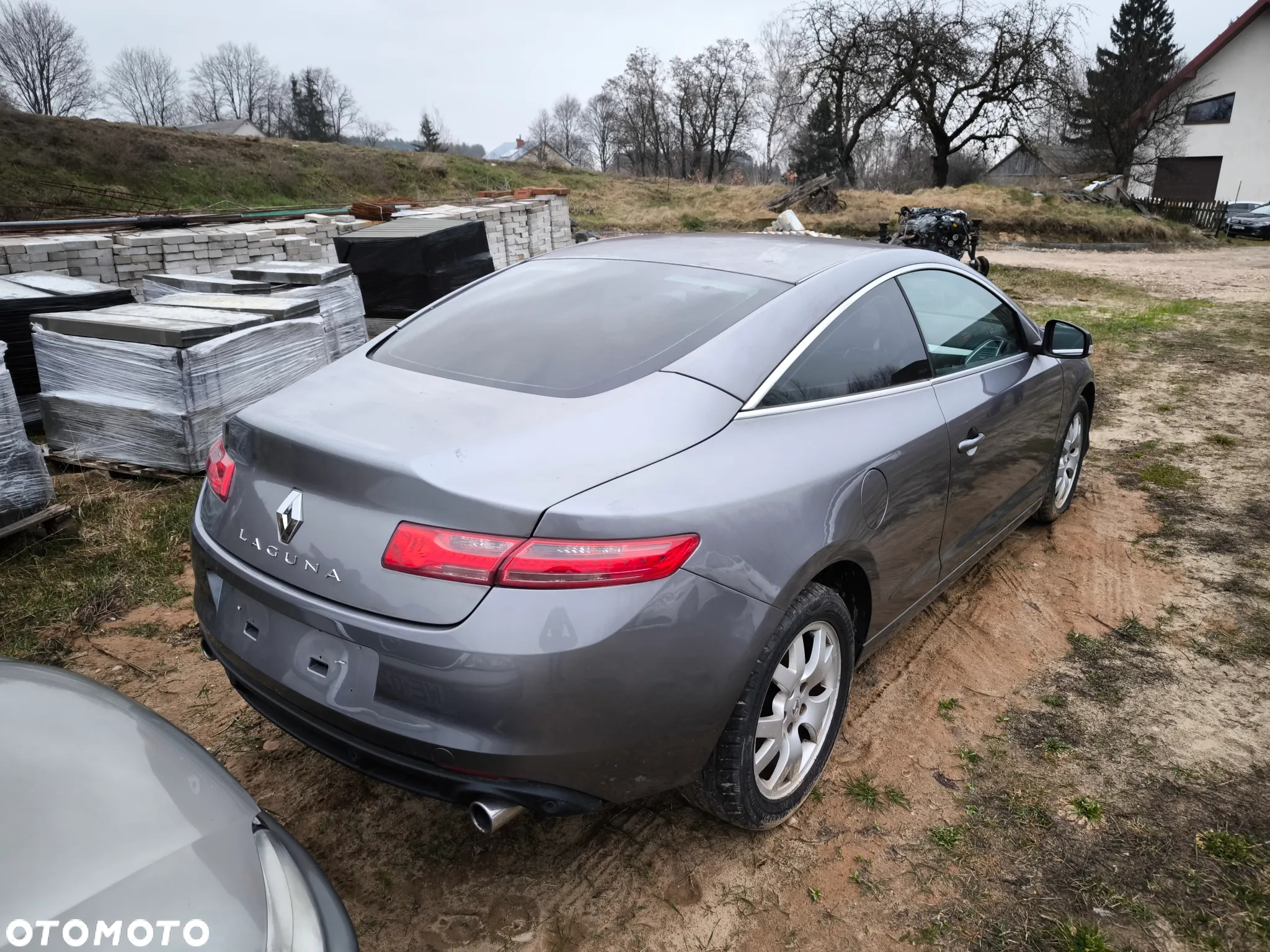 Renault Laguna Coupe dCi 150 FAP - 4