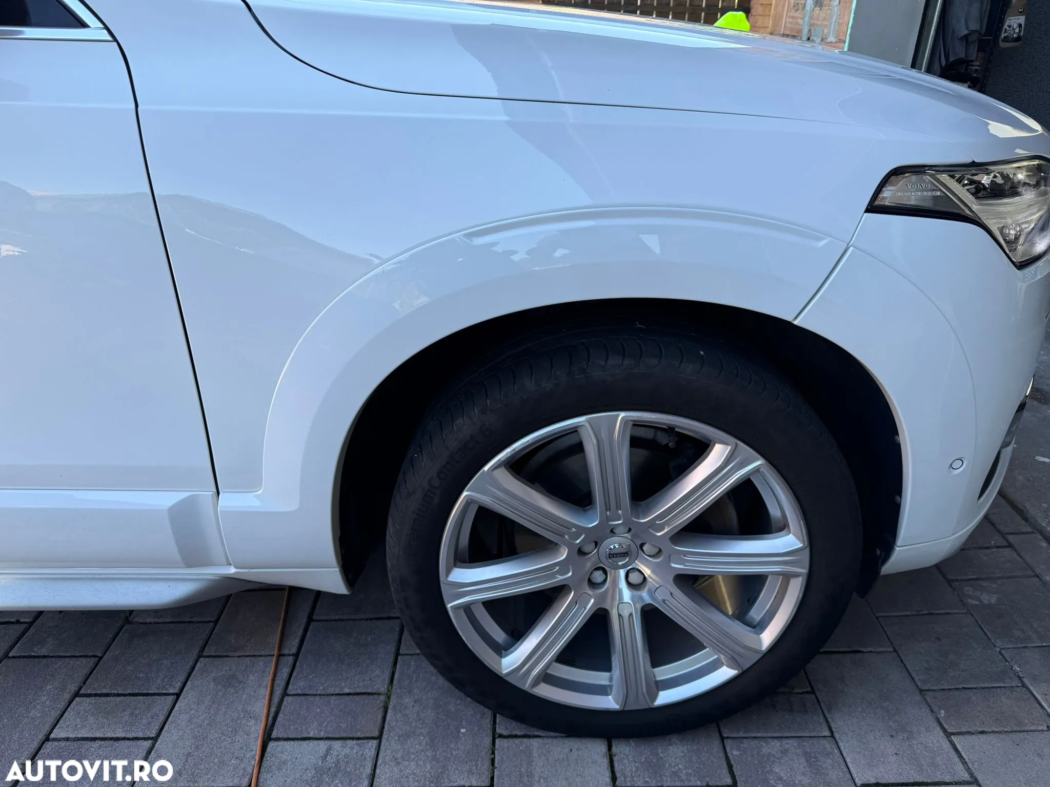 Volvo XC 90 D5 AWD Geartonic First Edition - 11
