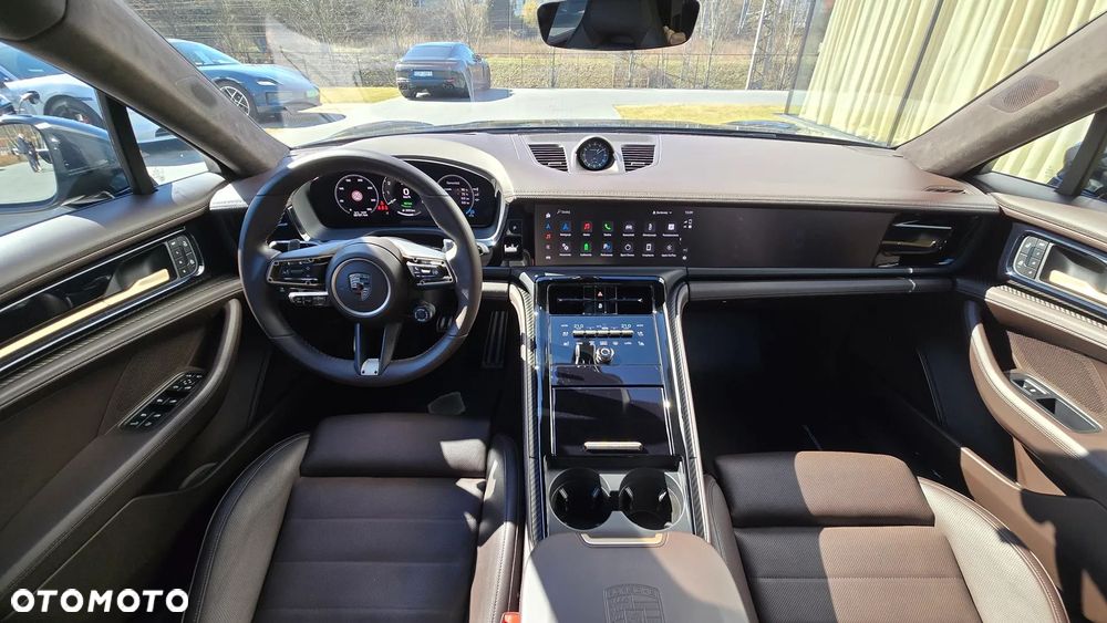 Porsche Panamera - 4