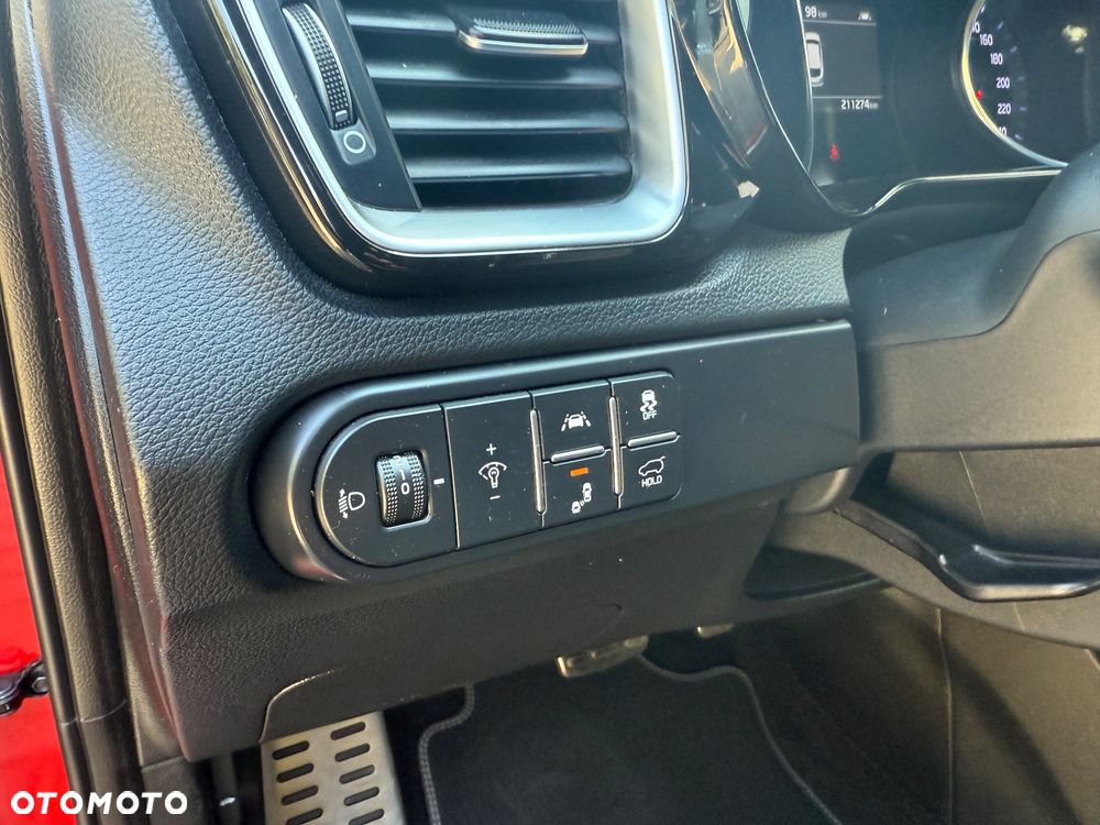Kia ProCeed 1.4 T-GDI GT Line DCT - 24