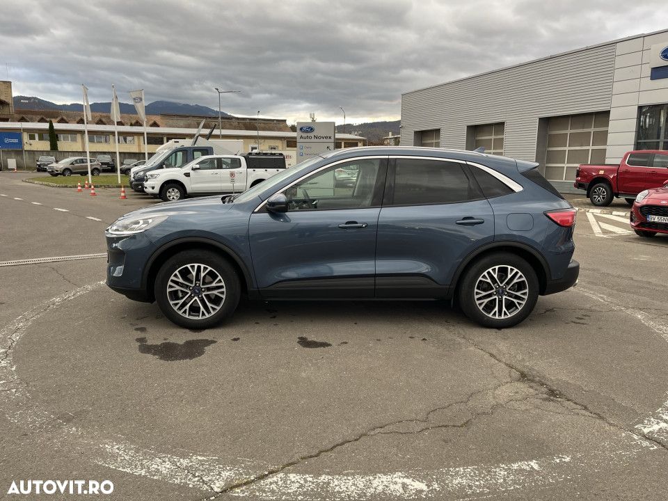 Ford Kuga - 4