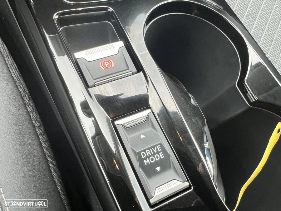 Peugeot e-208 51 kWh Allure - 48