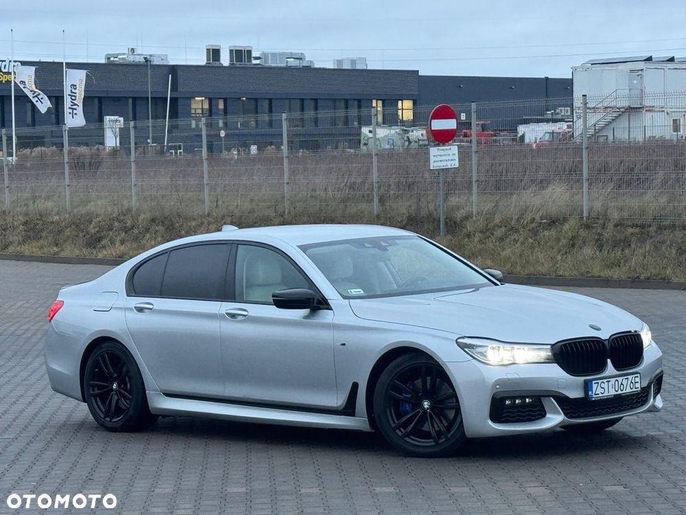 BMW Seria 7 730d xDrive - 25