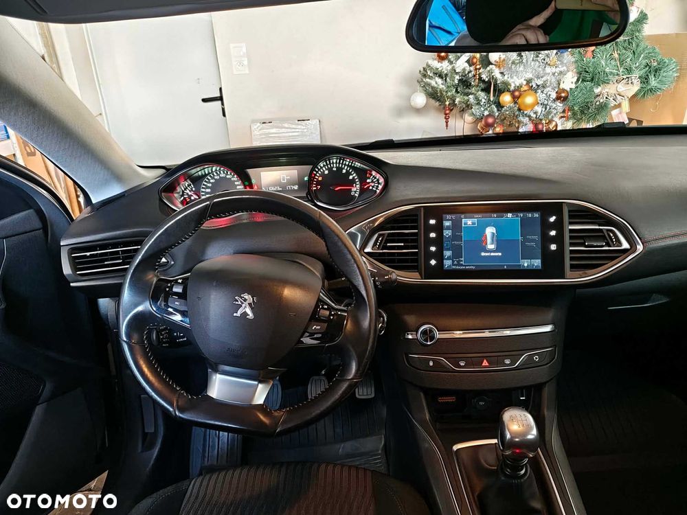 Peugeot 308 - 4