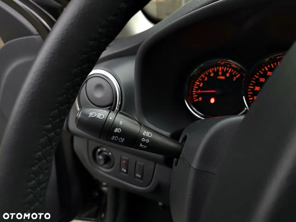 Dacia Sandero Stepway TCe 90 Prestige - 32