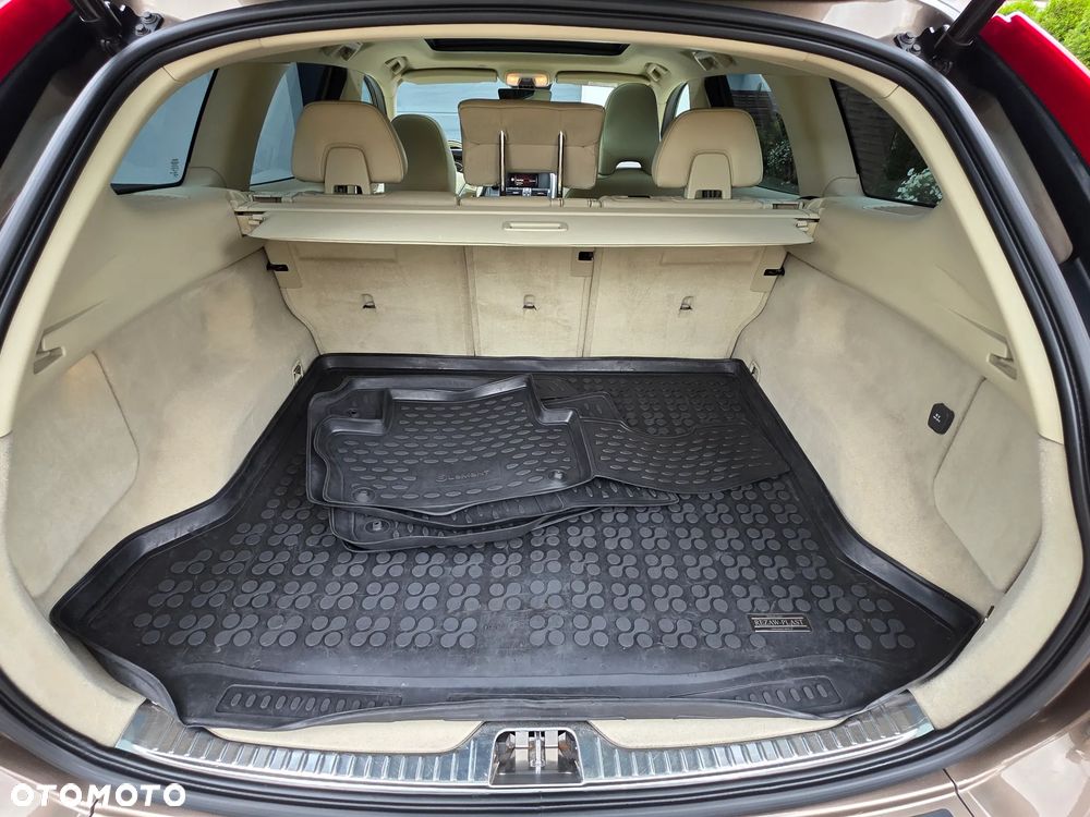 Volvo XC 60 D3 Drive-E Kinetic - 9