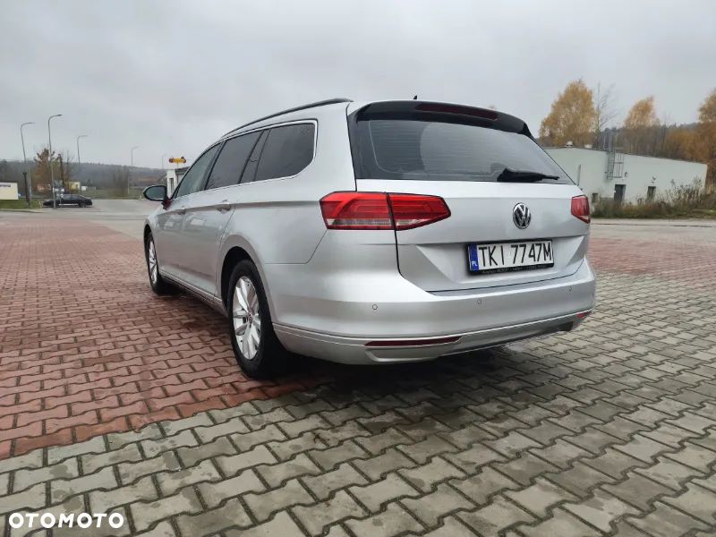 Volkswagen Passat 2.0 TDI BMT Comfortline DSG - 2