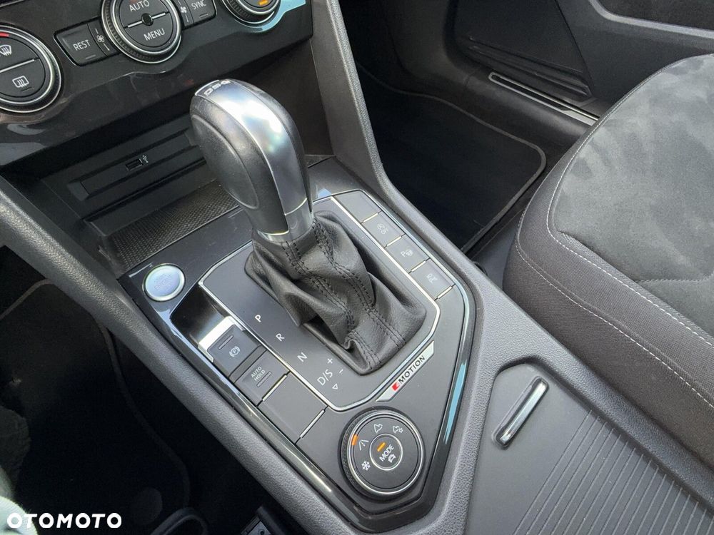 Volkswagen Tiguan 2.0 TSI 4Mot Highline DSG - 23