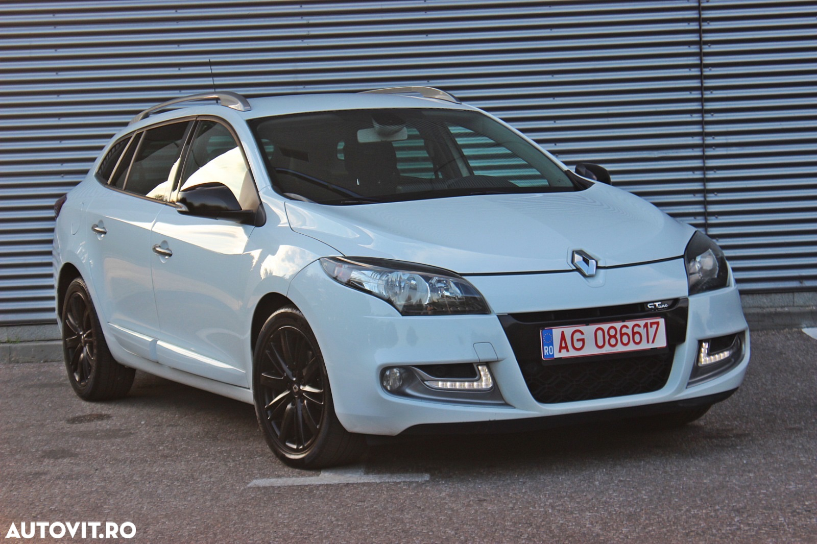 Renault Megane ENERGY dCi 110 GT LINE - 2