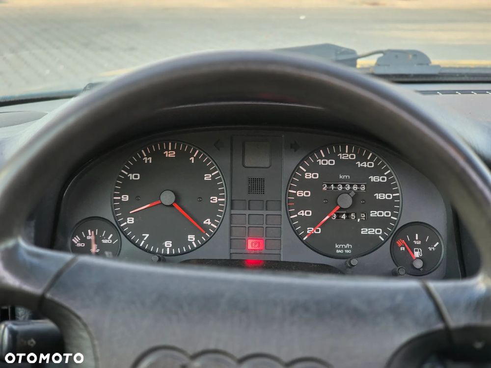 Audi 80 2.0 E - 30