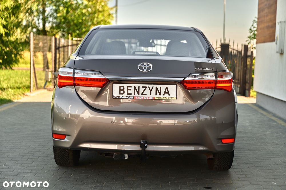 Toyota Corolla 1.6 Premium + - 10