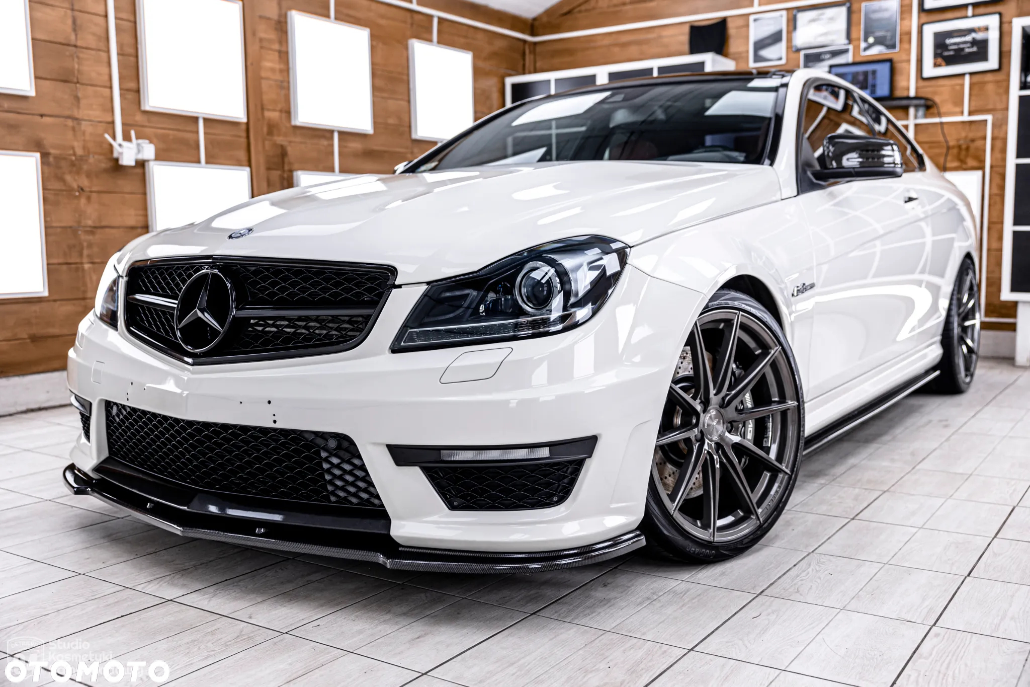 Mercedes-Benz Klasa C 63 AMG Coupe AMG SPEEDSHIFT MCT - 2
