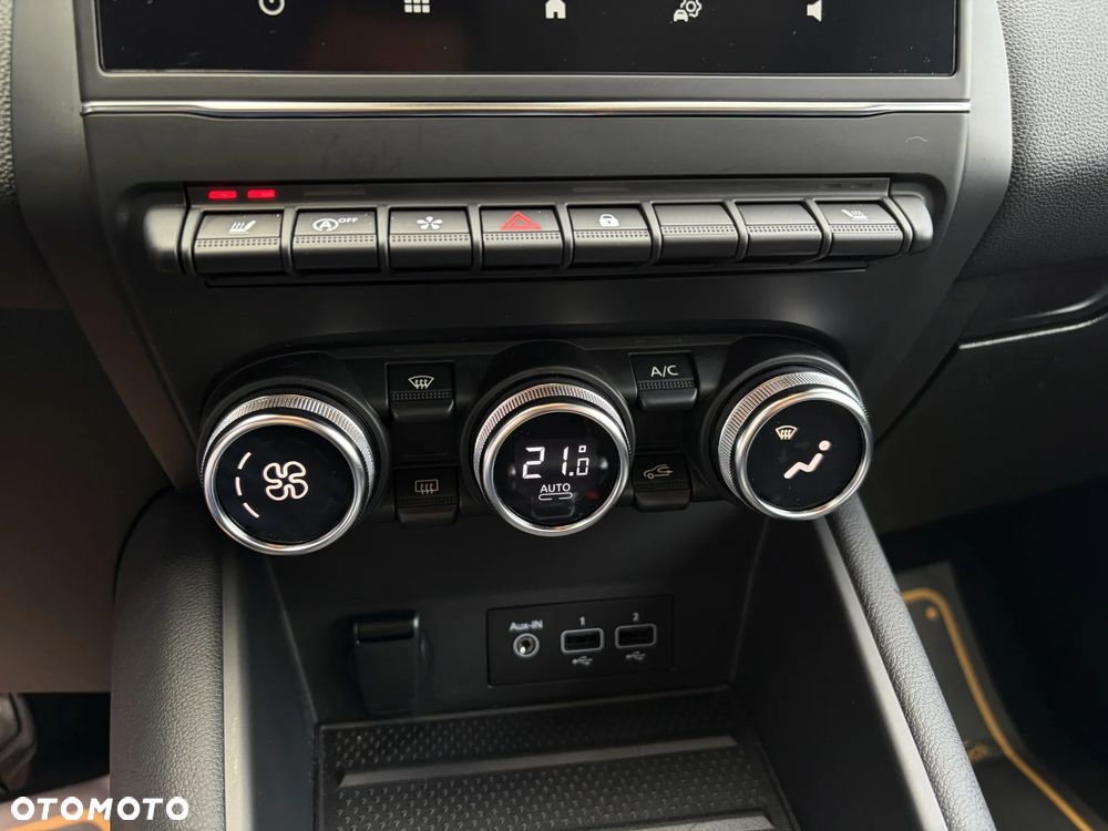 Renault Captur - 31