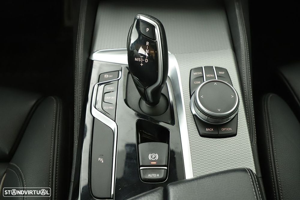 BMW 520 d Pack M Auto - 18