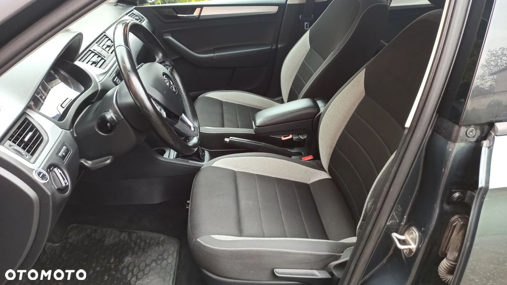 Skoda RAPID 1.0 TSI Ambition - 11