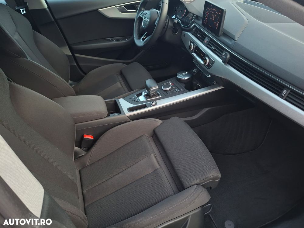 Audi A5 Sportback 2.0 TDI S tronic - 11