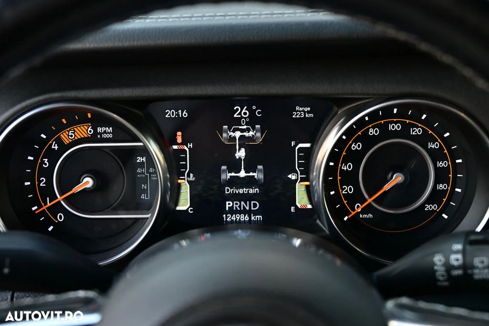 Jeep Wrangler 2.2 CRDi Hardtop AWD Automatik Sahara - 23
