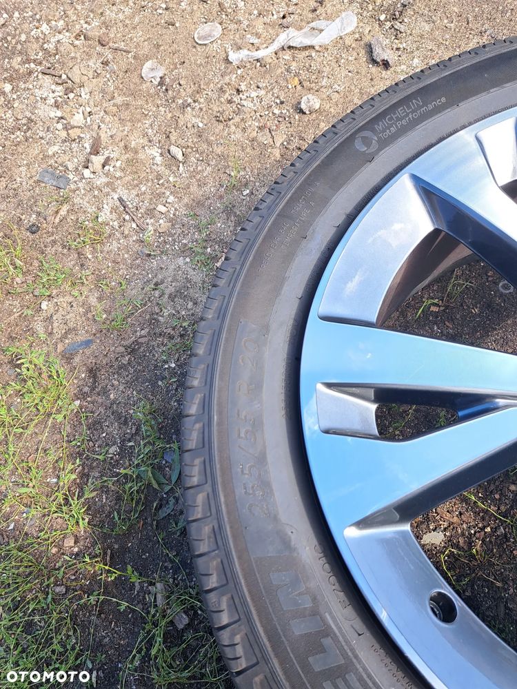 Felga aluminiowa z oponą Ford Explorer VI 20 Cali 8.0Jx20 ET 37.5 LB5C-1007-F1B 20x8.0J+37.5MM Michelin Primacy A/S 255/55R20 110V DOT 3920 - 10