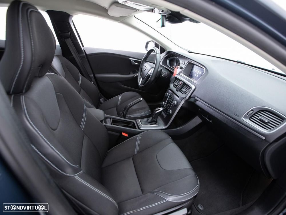 Volvo V40 - 9
