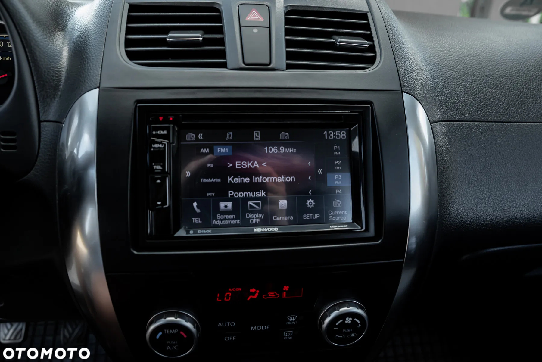 Suzuki SX4 1.6 Premium - 30