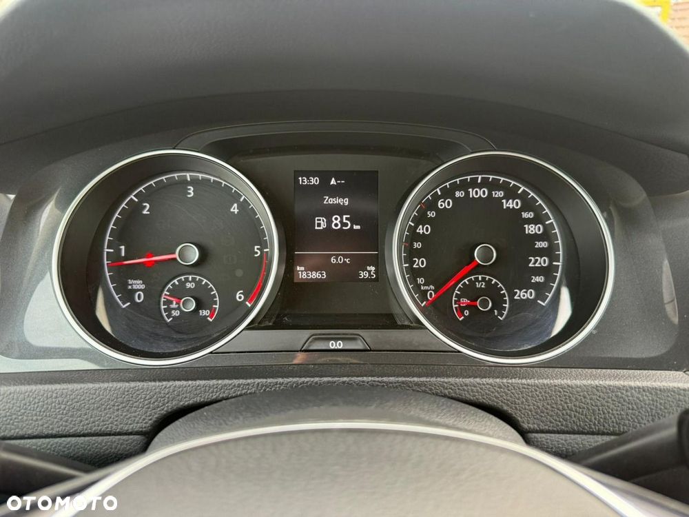 Volkswagen Golf - 16