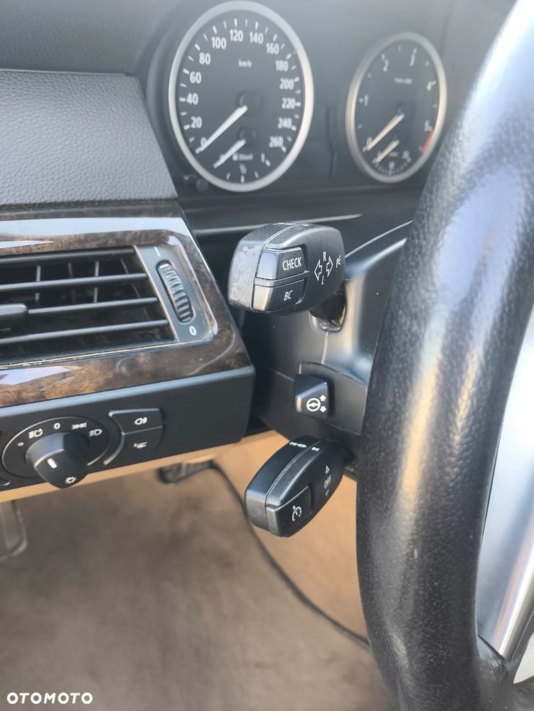 BMW Seria 5 - 17
