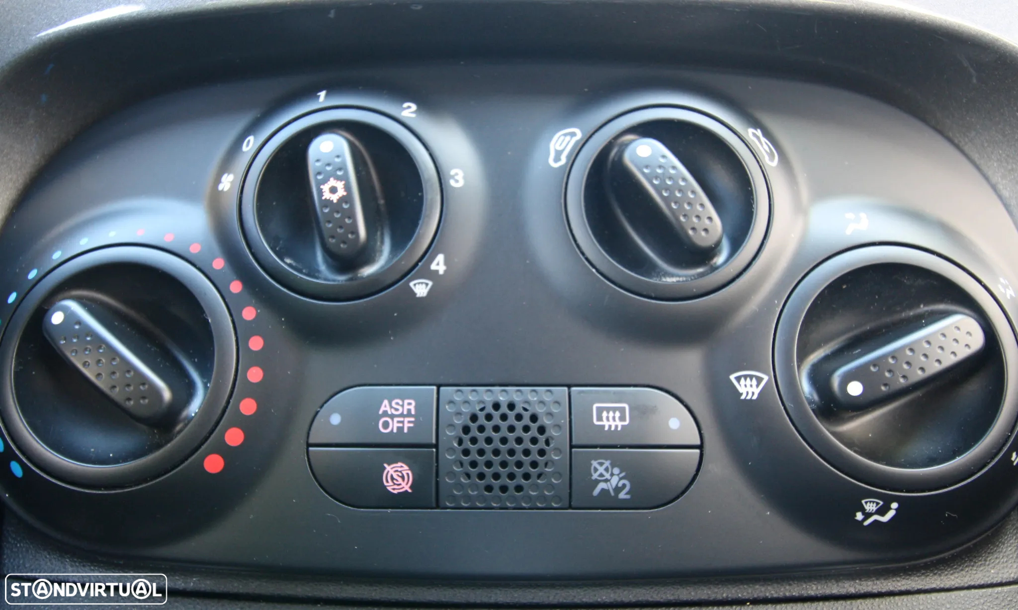 Fiat 500C 1.0 Hybrid Dolcevita - 38