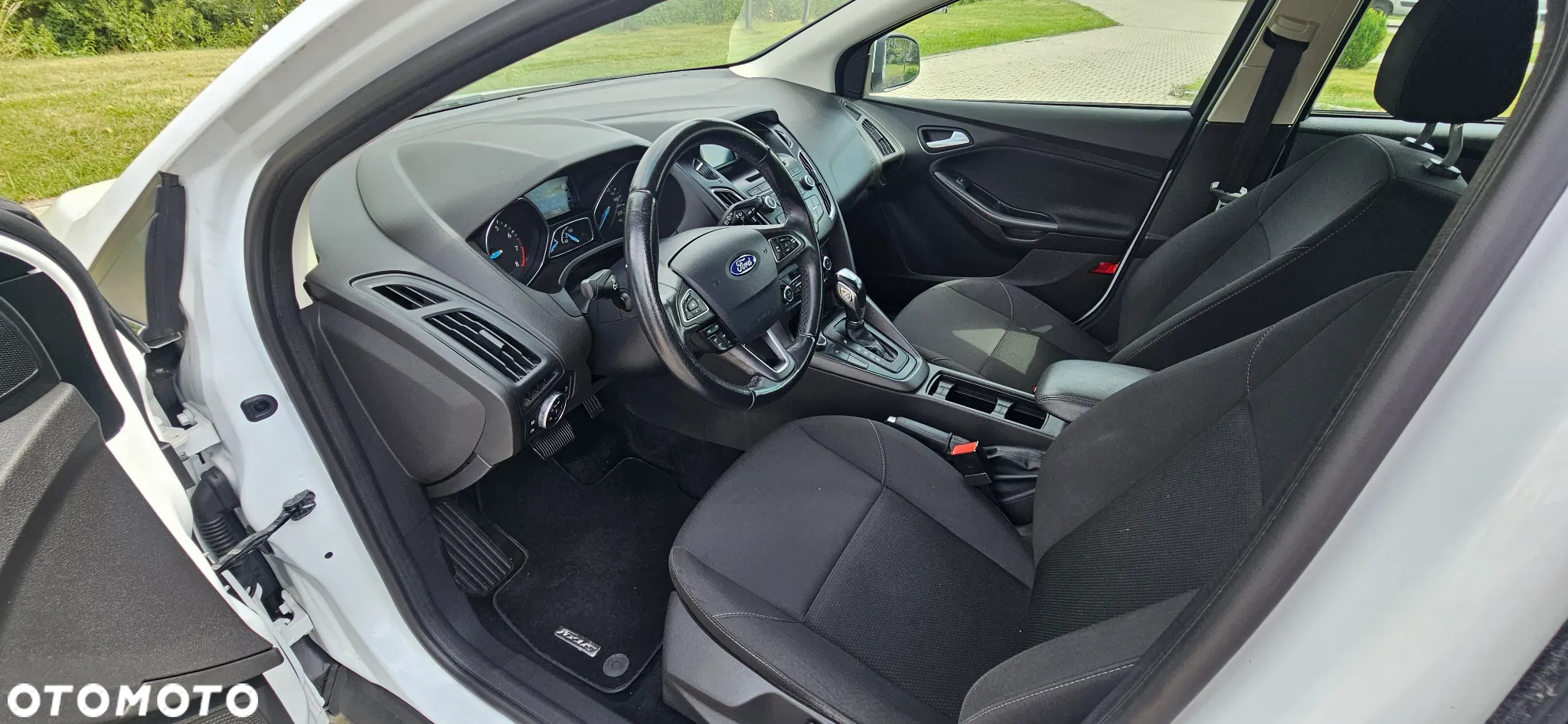 Ford Focus 1.0 EcoBoost Active - 19