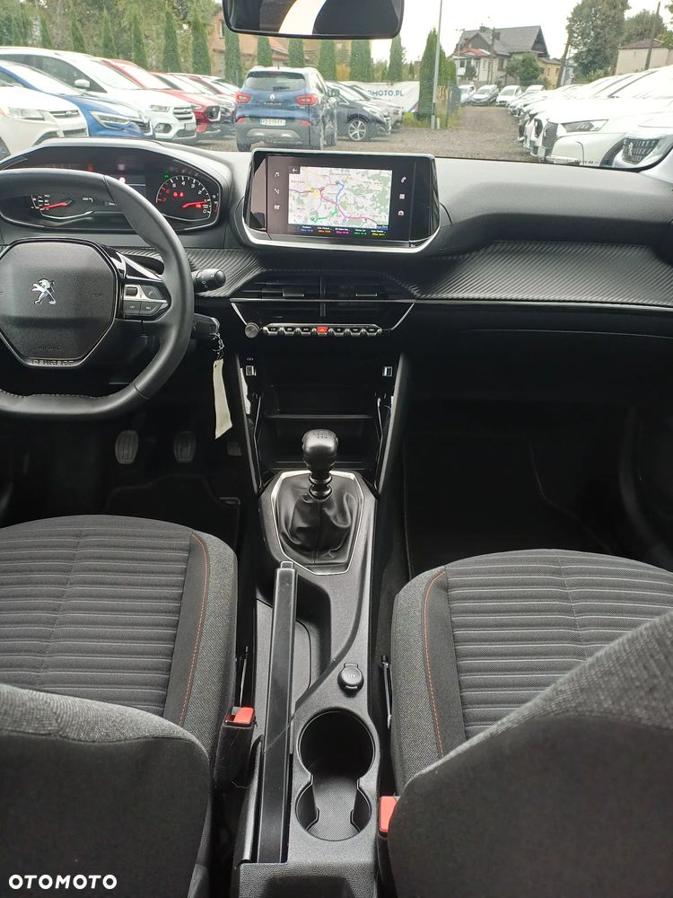 Peugeot 208 PureTech 100 Allure - 21