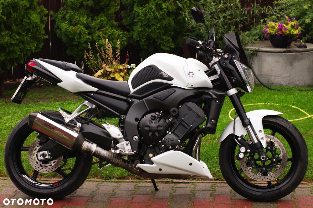Yamaha FZ - 2