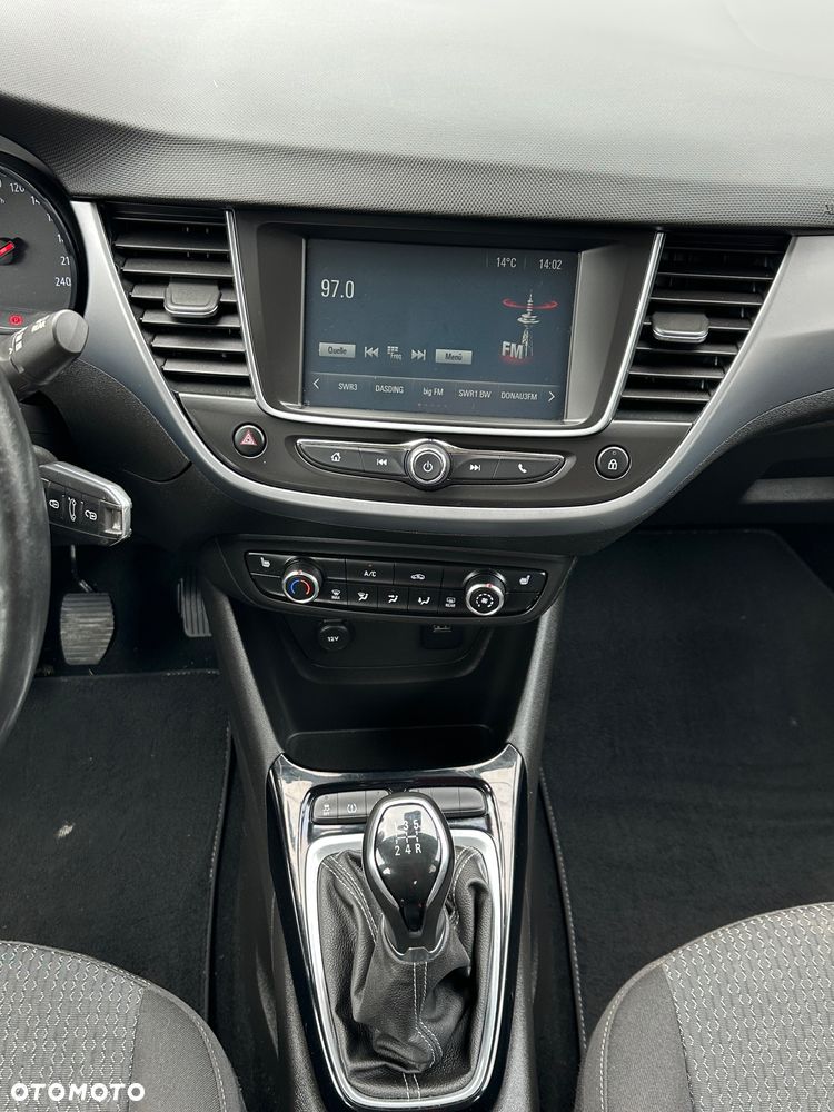 Opel Crossland X - 13