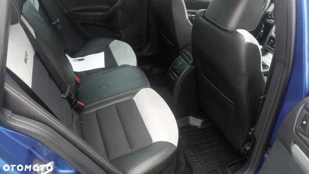 Skoda Octavia Combi 2.0 TDI CR DPF RS - 15