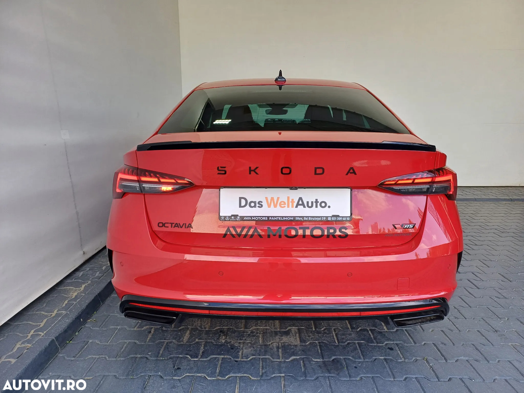 Skoda Octavia 2.0 TSI DSG RS - 33