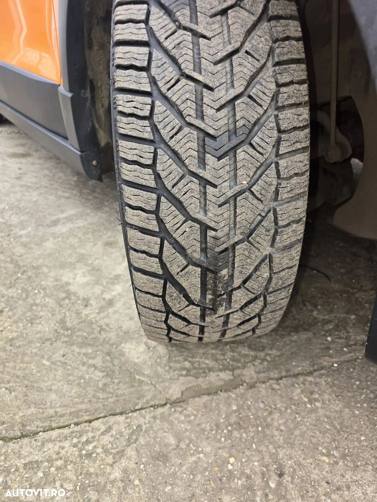 Volkswagen Polo 1.6 TDI Cross - 12