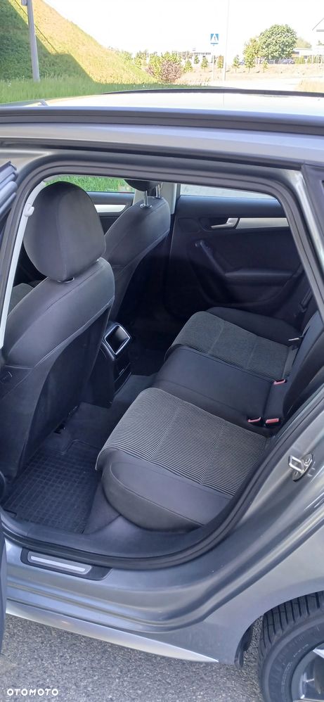 Audi A4 Avant 1.8 TFSI Ambiente - 8