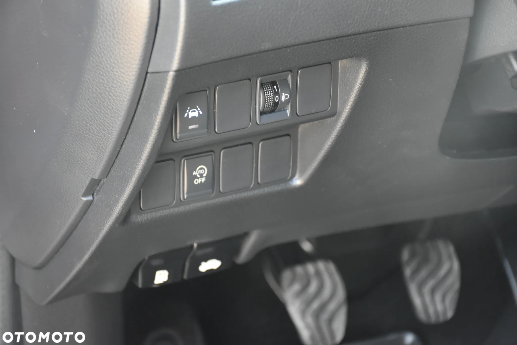 Nissan Qashqai 1.3 DIG-T N-Connecta - 20