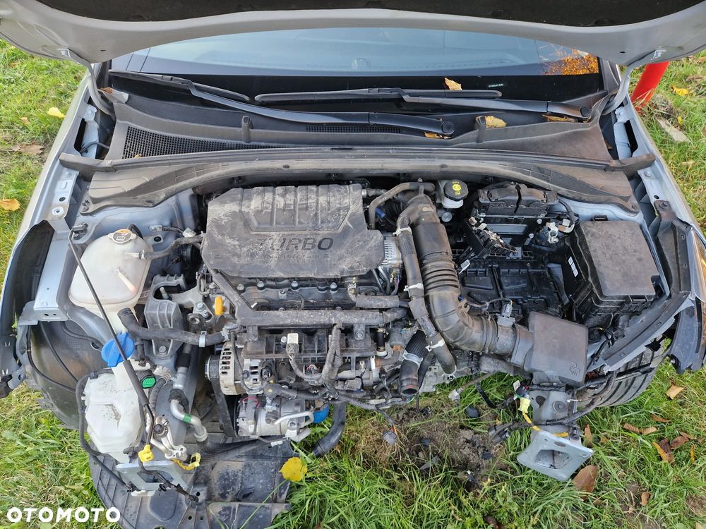 Kia Ceed - 8