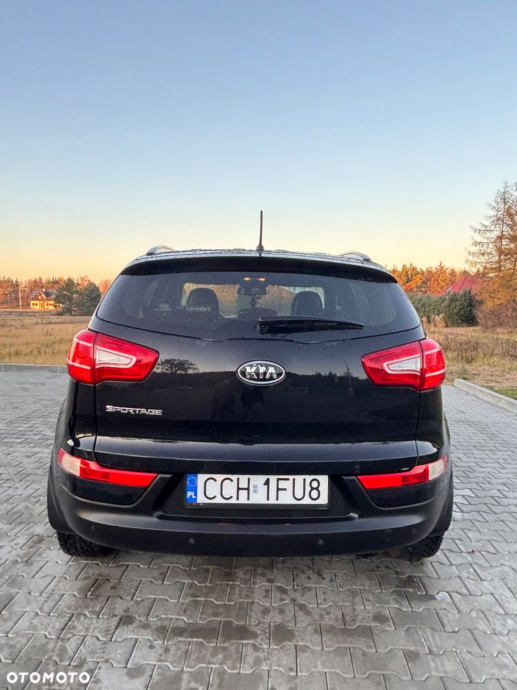 Kia Sportage 2.0 L - 5