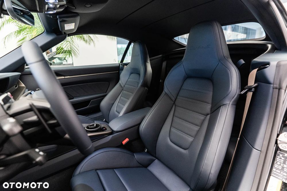 Porsche 911 Turbo S - 11