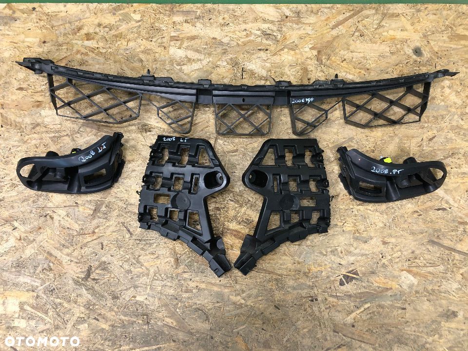 PEUGEOT 2008 II 2019-> ŚLIZG ZDERZAKA TYŁ TYLNEGO PRAWY LEWY ŚRODKOWY TYLNY