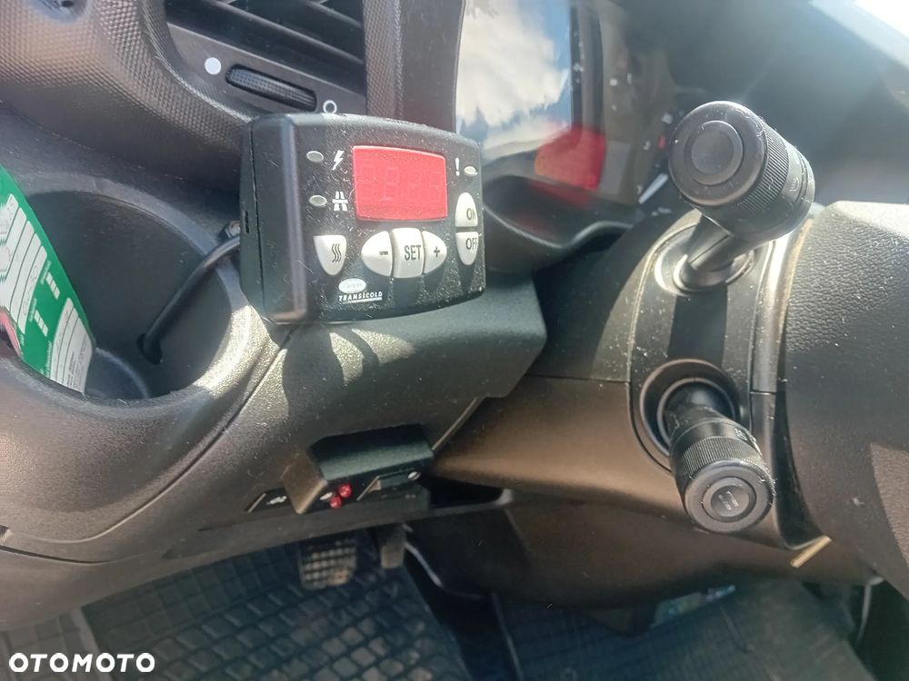 Iveco Chłodnia Kontener - 21