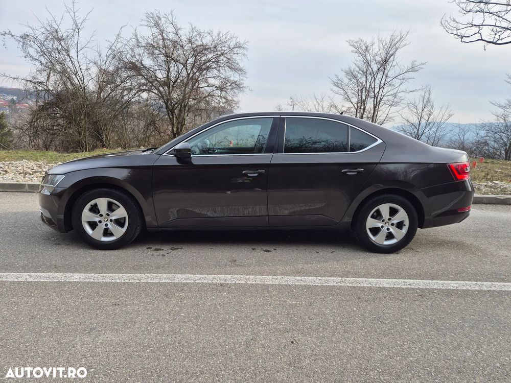 Skoda Superb 1.6 TDI DSG Style - 25