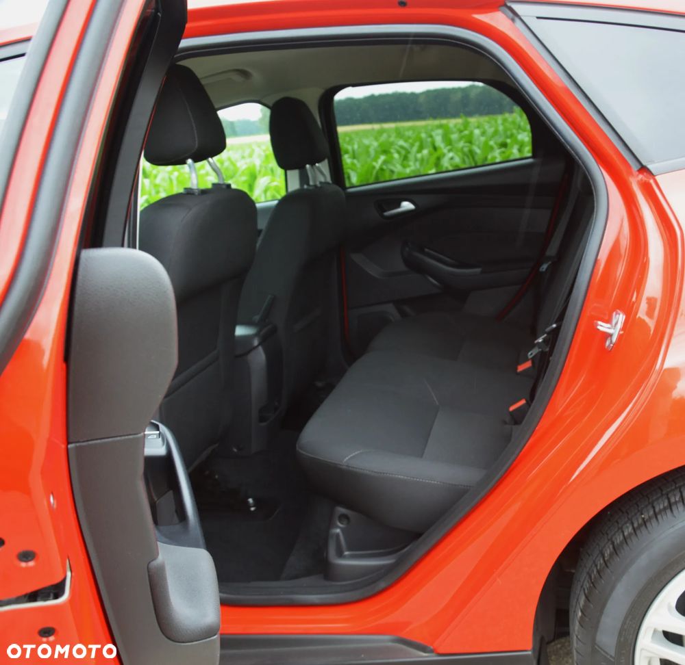 Ford Focus - 34